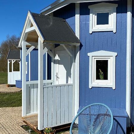 Kroghs Tiny Houses - Hyttebyen グランストゥ エクステリア 写真