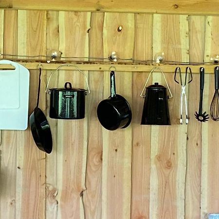 Kroghs Tiny Houses - Hyttebyen グランストゥ エクステリア 写真