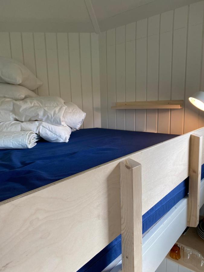 Kroghs Tiny Houses - Hyttebyen グランストゥ エクステリア 写真